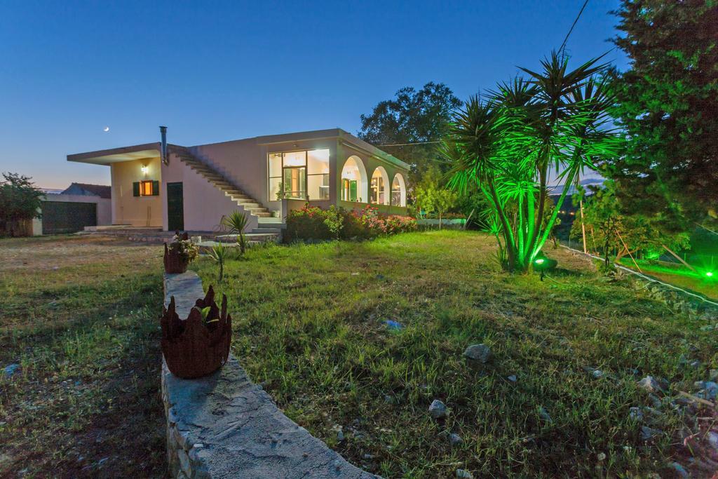 Leandros Private House Near Shipwreck Beach By "Elite" Maries  الغرفة الصورة